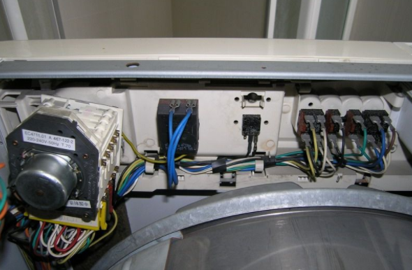 洗衣機漏電怎么辦