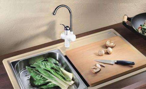 萬和電熱水器常見故障現象維修技巧