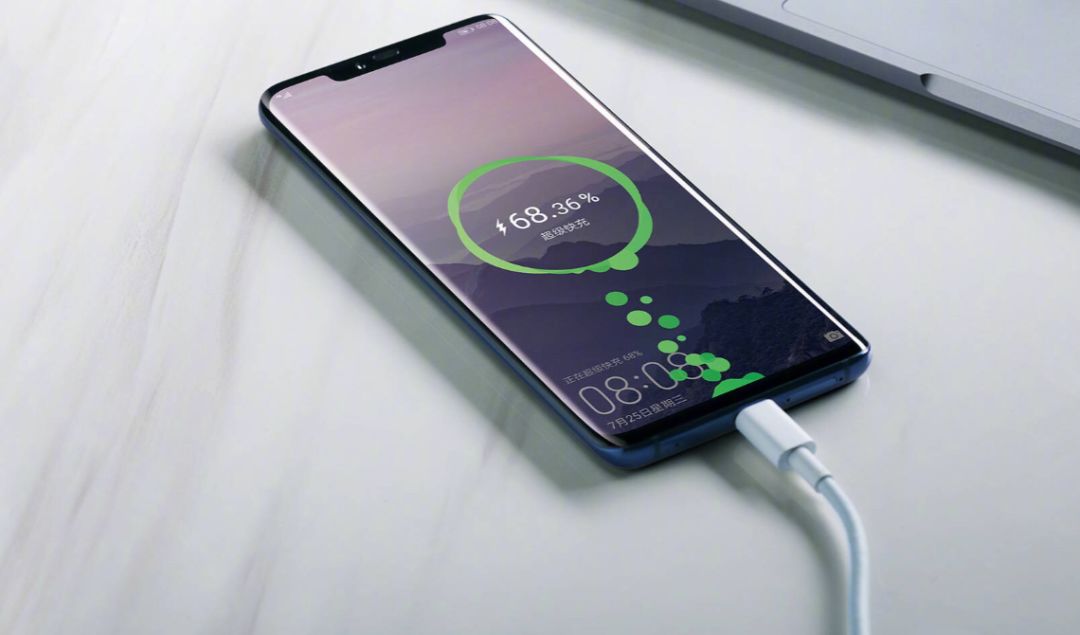 玩機(jī)技巧：充電時(shí)先插手機(jī)還是先插電源？