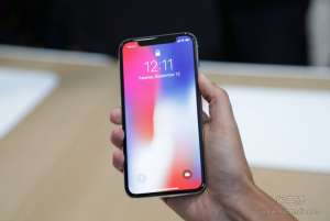 部分?iPhone X手機終究是逃不過質量問題，聽筒有雜音！