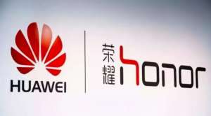遭美國(guó)打壓后華為開始自救，正式對(duì)外出售榮耀！