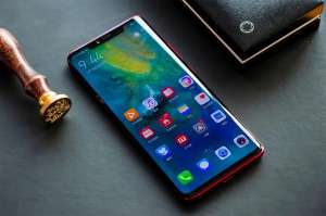 手機屏幕上面出現(xiàn)黑色方塊，是怎么回事？