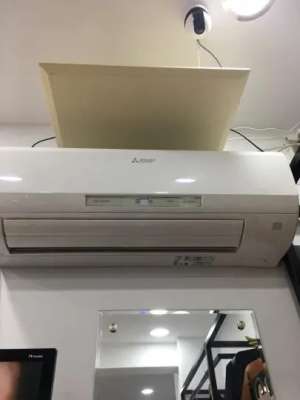 空調(diào)溫度自己變來變?nèi)ピ趺崔k？