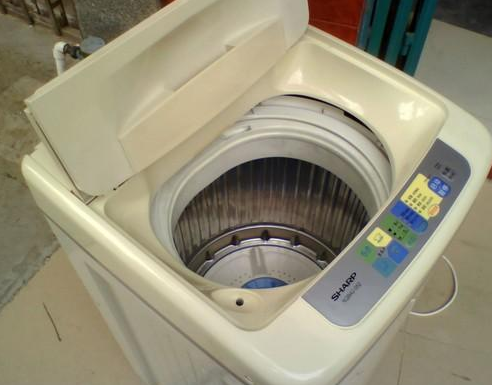 洗衣機脫水時搖晃很大是什么原因